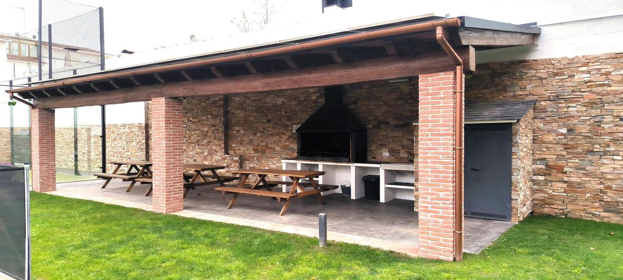 Con Padel En Montseny By Forcadell Gerona